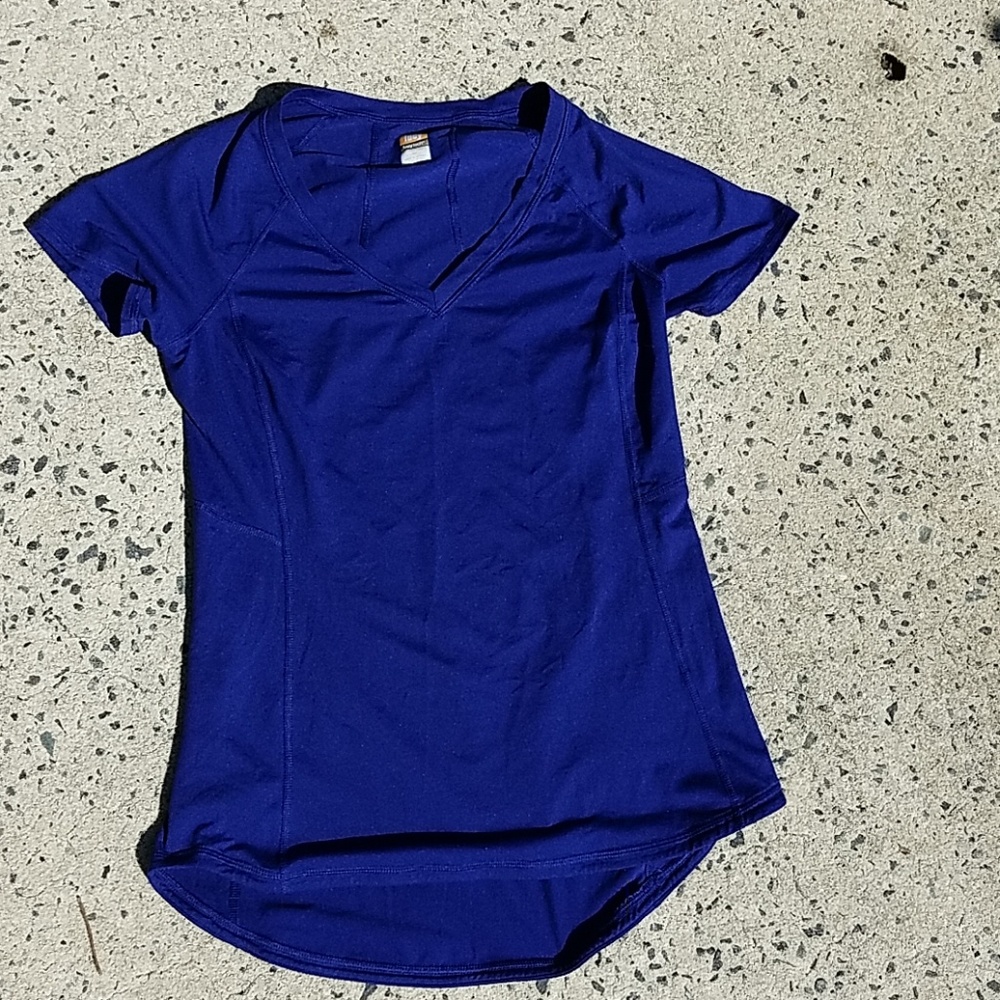 Lucy fitness athleisure top